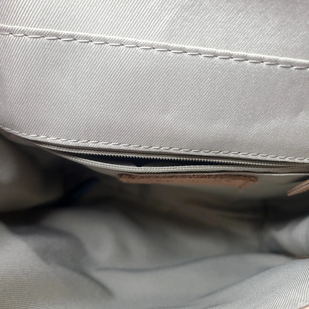 American Leather Co. Kansas Large Travel Crossbody Bag‎ Light Tan Purse
